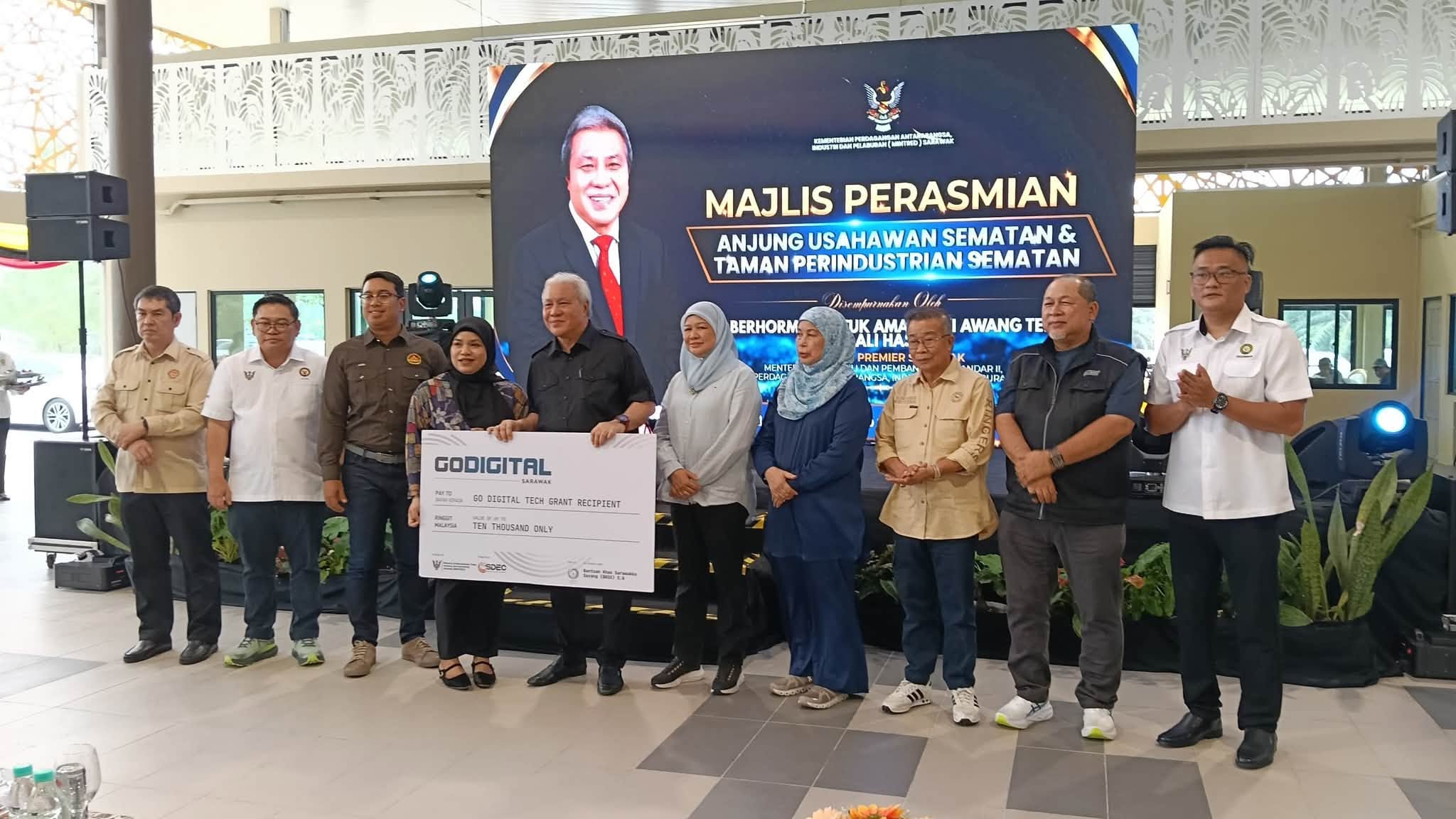Edisi Ukas Image