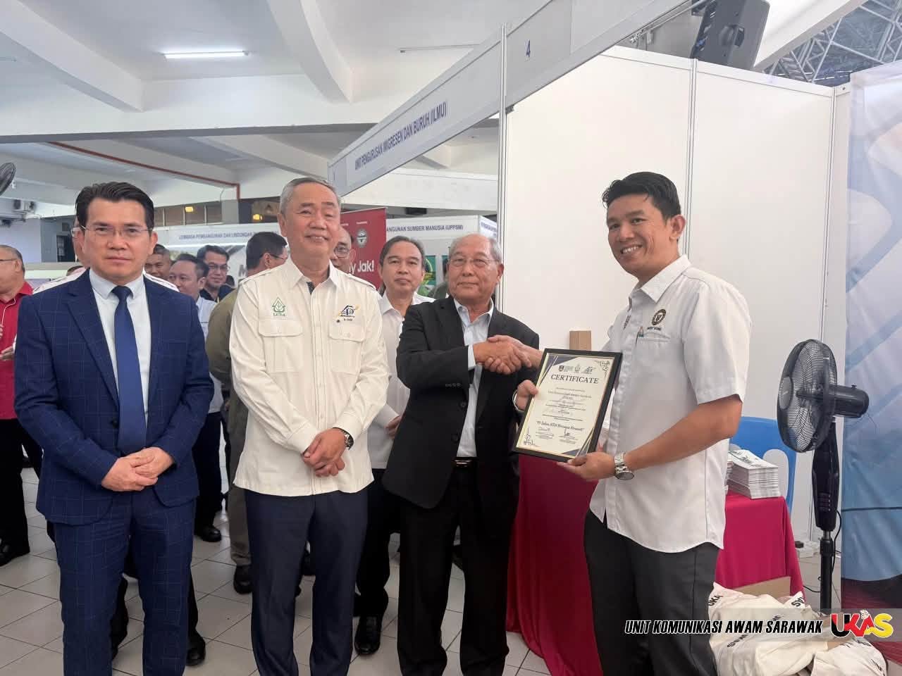 Edisi Ukas Image
