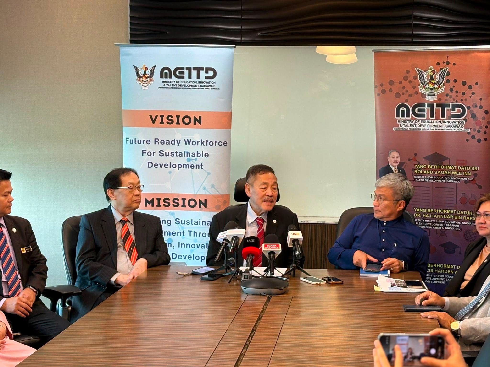 Edisi Ukas Image