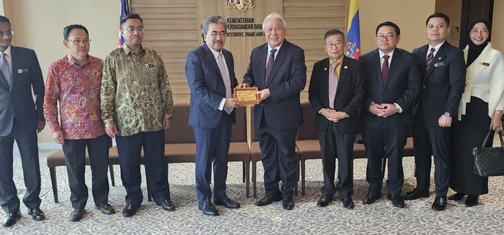 Edisi Ukas Image