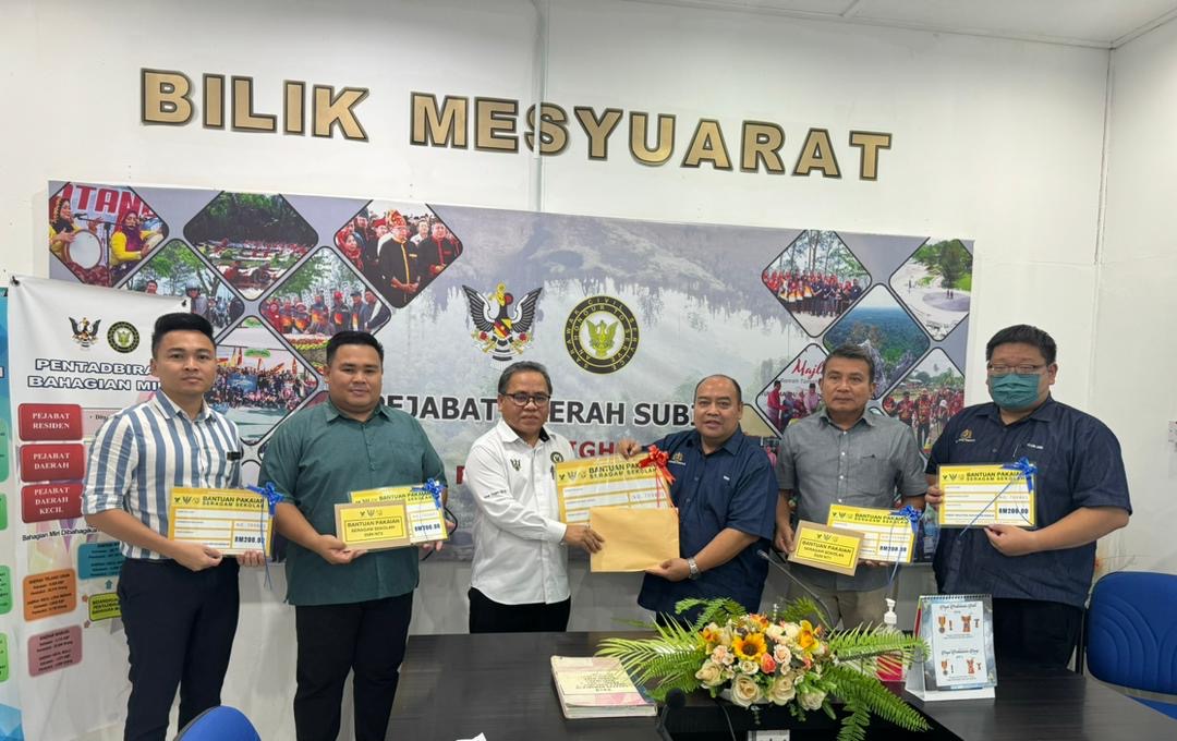 PPD Subis Terima Baucar Bantuan Pakaian Seragam Sekolah Yayasan Sarawak ...